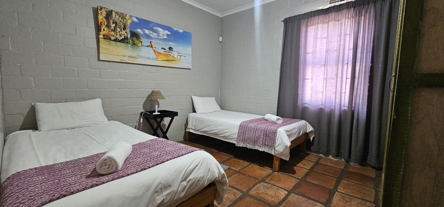 7 Bedroom Property for Sale in Middedorp Western Cape